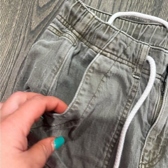 American Eagle Tomgirl Shorts Stretch Denim Drawcord Elastic Waist Green Size 4 - Picture 4 of 7